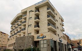 מלון אמילי